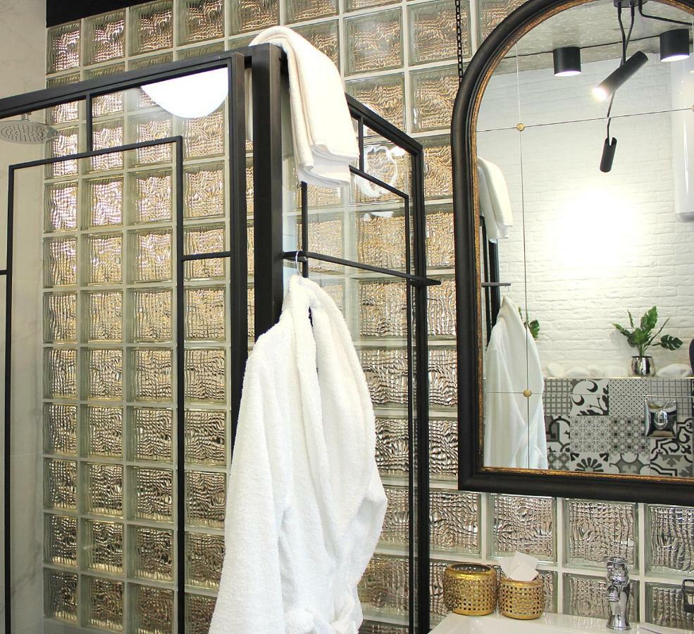 Manna Boutique Hotel (Adults Only) Kiew Exterior foto